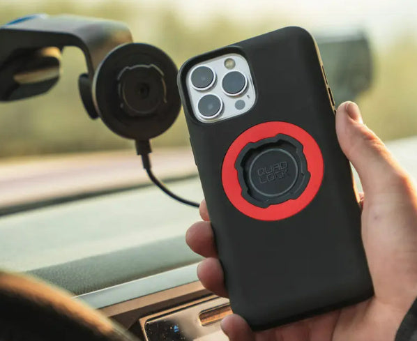 Quadlock - MAG iPhone 15 Pro Case